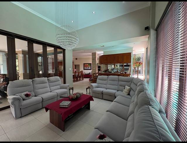 4 BEDROOM HOUSE FOR SALE IN EMFULENI GOLF ESTATE